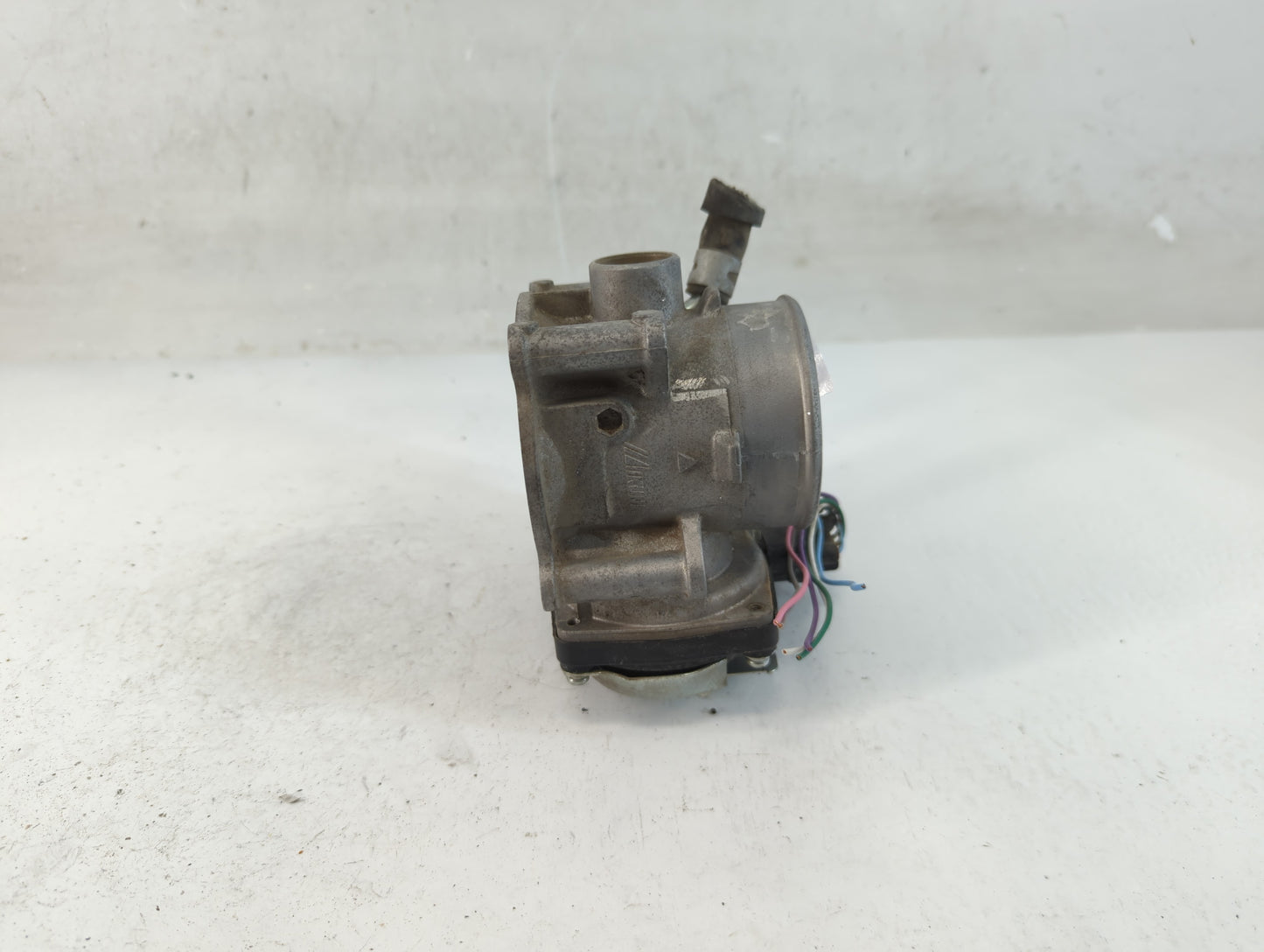 2013-2017 Mitsubishi Outlander Sport Throttle Body Fits Fits 2013 2014 2015 2016 2017 OEM Used Auto Parts - Oemusedautoparts1.com