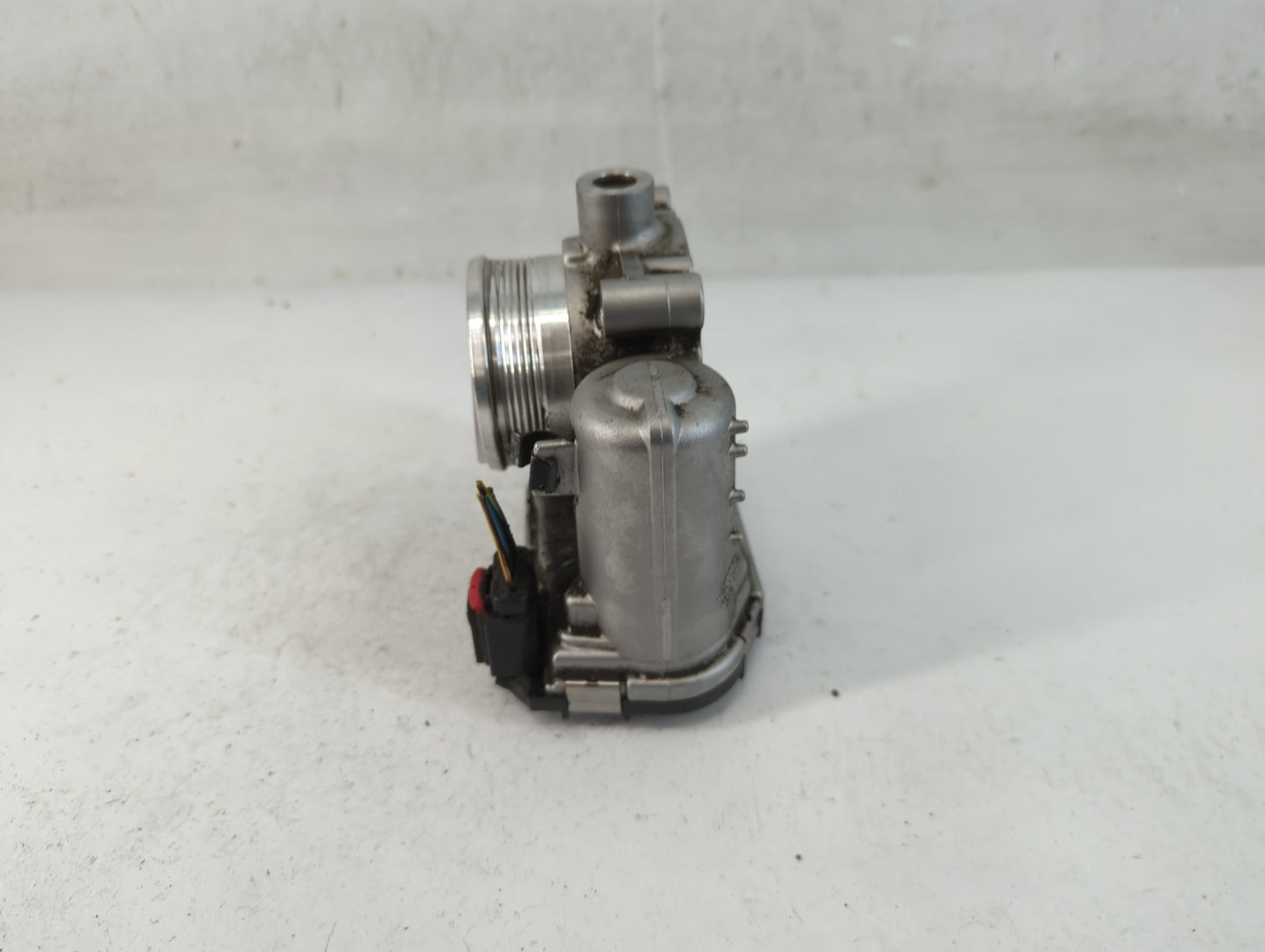 2014-2018 Ford Focus Throttle Body P/N:CM5E 9F991 AD Fits Fits 2014 2015 2016 2017 2018 2019 2020 2021 2022 OEM Used Auto Parts