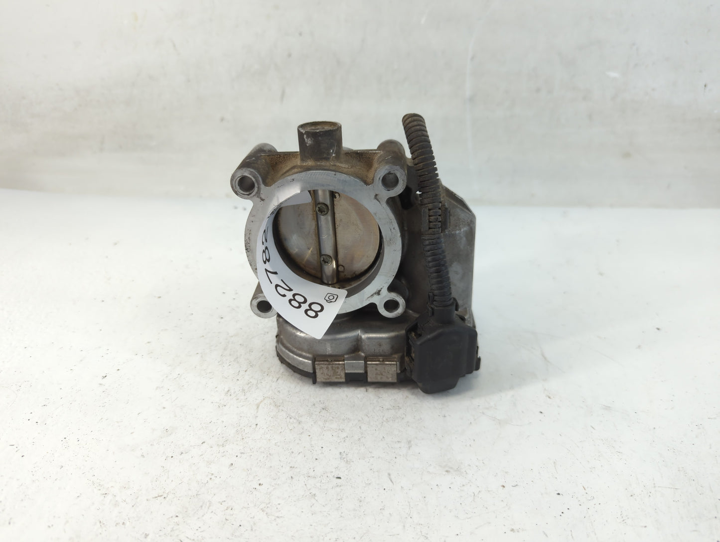 2012-2015 Mercedes-Benz C250 Throttle Body P/N:A 266 141 05 25 Fits Fits 2006 2007 2008 2009 2010 2011 2012 2013 2014 2015 OEM Used Auto Parts - Oemusedautoparts1.com