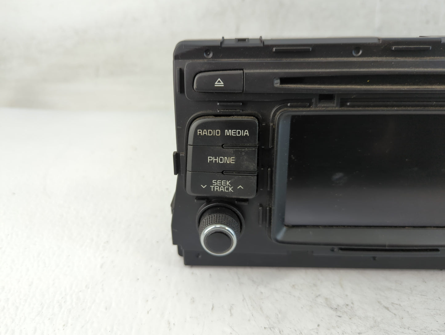 2017-2018 Kia Optima Radio AM FM Cd Player Receiver Replacement P/N:96180-A8150WK Fits Fits 2017 2018 OEM Used Auto Parts - Oemusedautoparts1.com