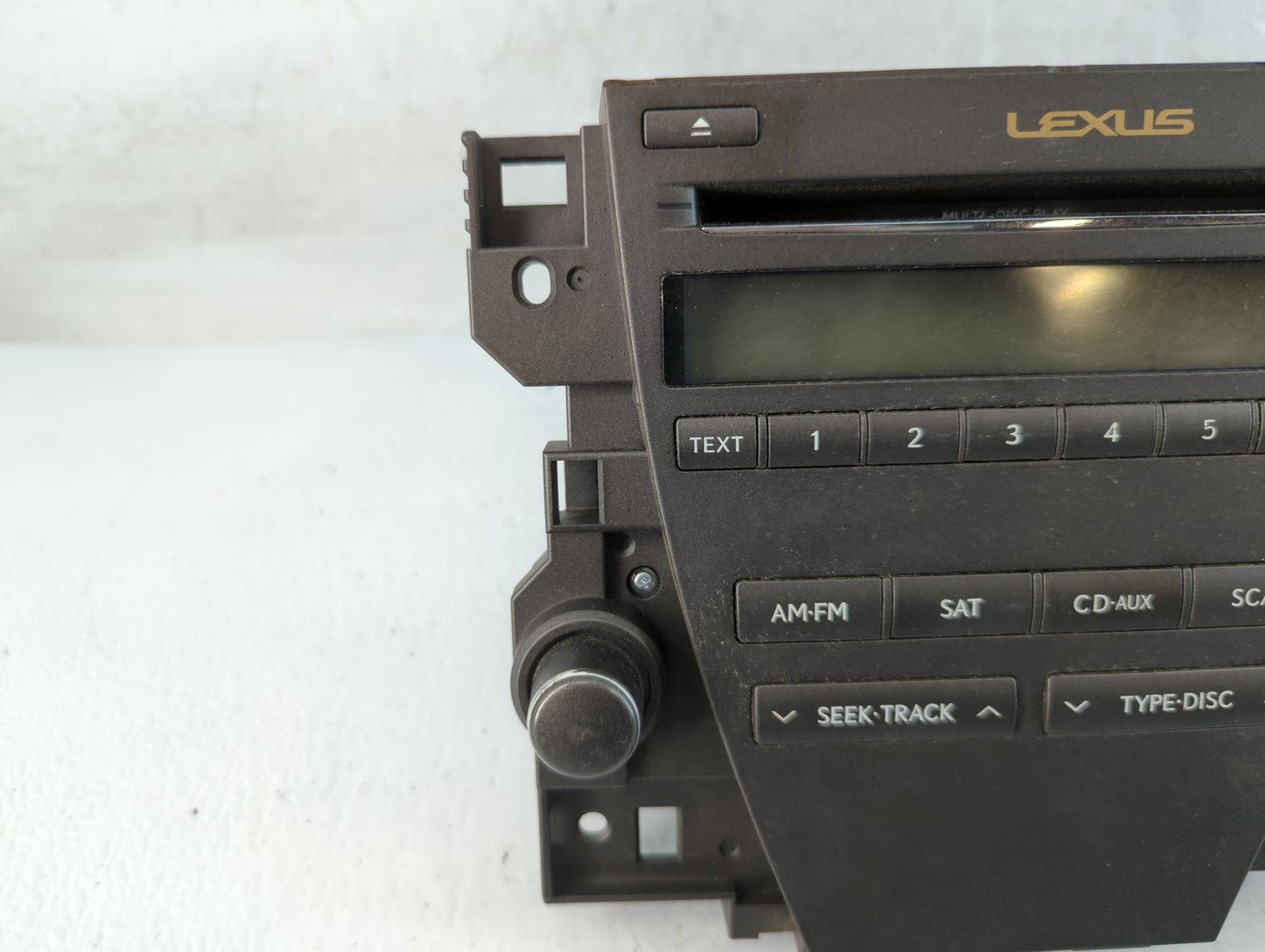 2010-2012 Lexus Es350 Radio AM FM Cd Player Receiver Replacement P/N:86120-33E40 Fits Fits 2010 2011 2012 OEM Used Auto Parts