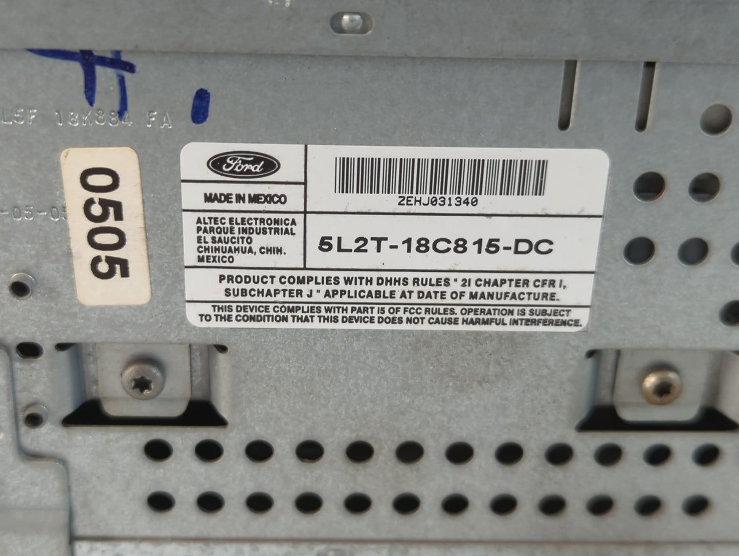 2005 Mercury Mountaineer Radio AM FM Cd Player Receiver Replacement P/N:5L2T-18C815-DC Fits OEM Used Auto Parts