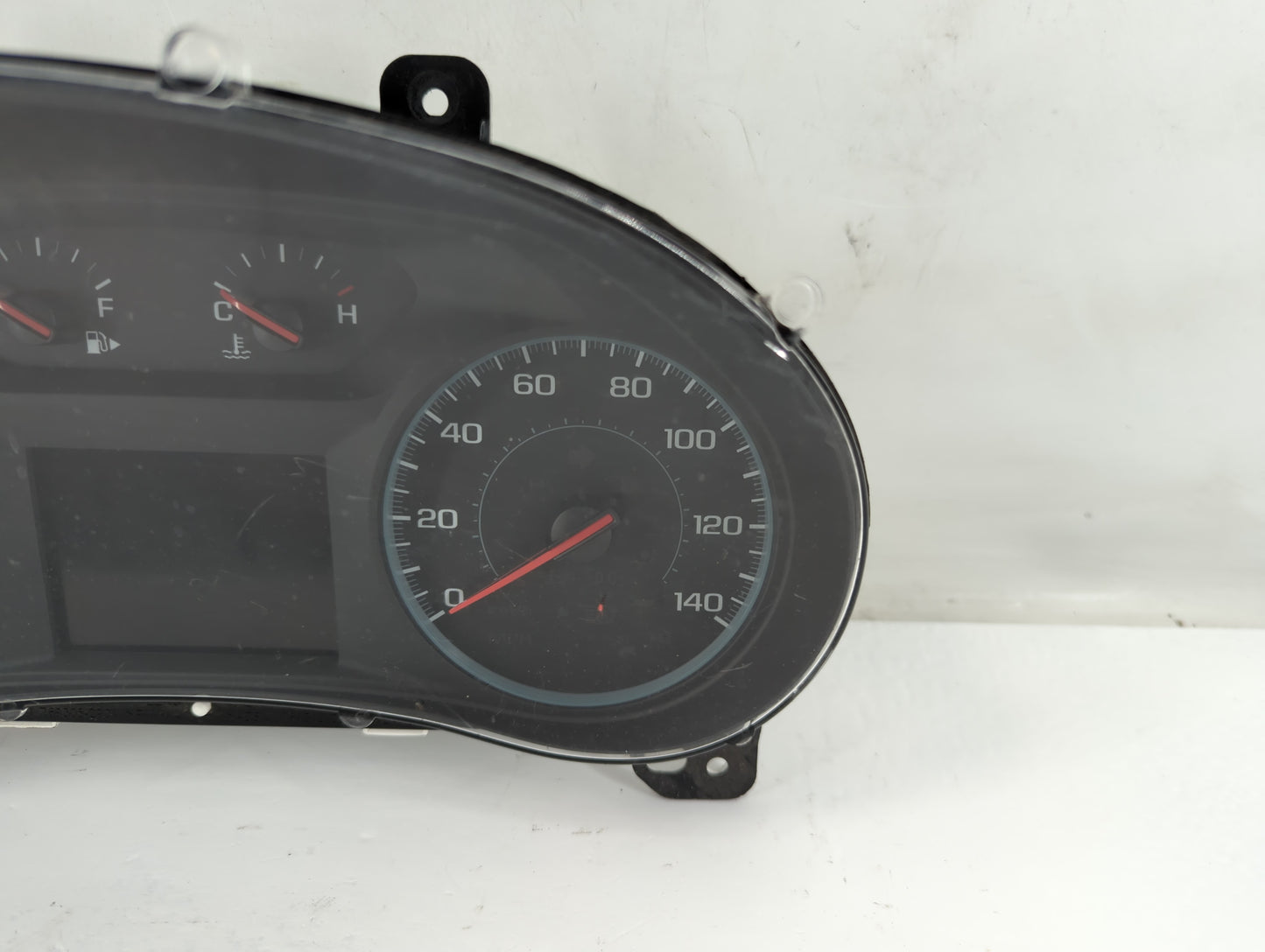 2019 Chevrolet Malibu Instrument Cluster Speedometer Gauges P/N:84524327 Fits OEM Used Auto Parts