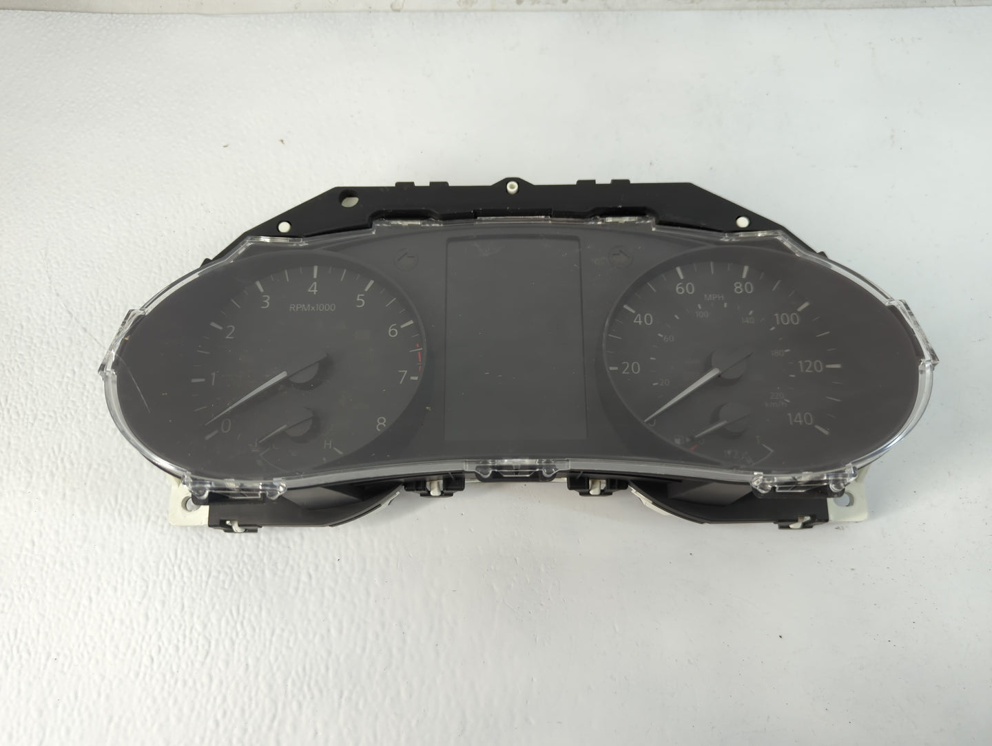 2017 Nissan Rogue Instrument Cluster Speedometer Gauges P/N:5HK0A/MCZ3 Fits OEM Used Auto Parts - Oemusedautoparts1.com