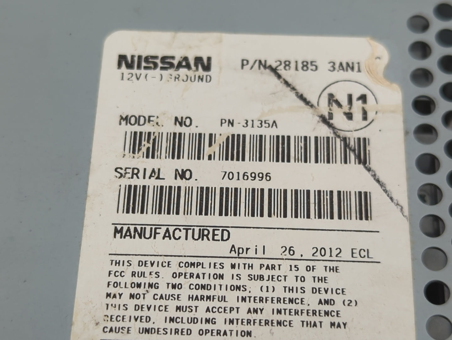 2012-2013 Nissan Versa Radio AM FM Cd Player Receiver Replacement P/N:28185 3AN1A Fits Fits 2012 2013 OEM Used Auto Parts - Oemusedautoparts1.com
