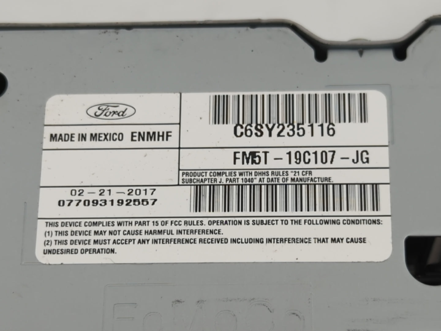 2017-2018 Ford Focus Radio AM FM Cd Player Receiver Replacement P/N:FM5T-19C107-JG Fits Fits 2017 2018 OEM Used Auto Parts - Oemusedautoparts1.com