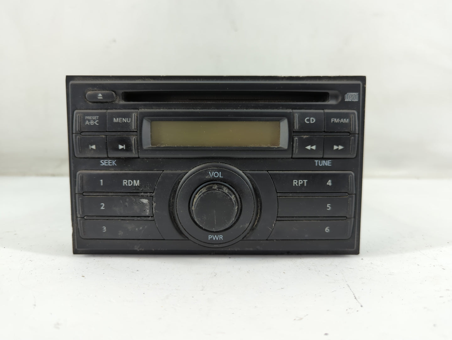 2006-2012 Nissan Pathfinder Radio AM FM Cd Player Receiver Replacement P/N:28185 ZS30A Fits OEM Used Auto Parts - Oemusedautoparts1.com