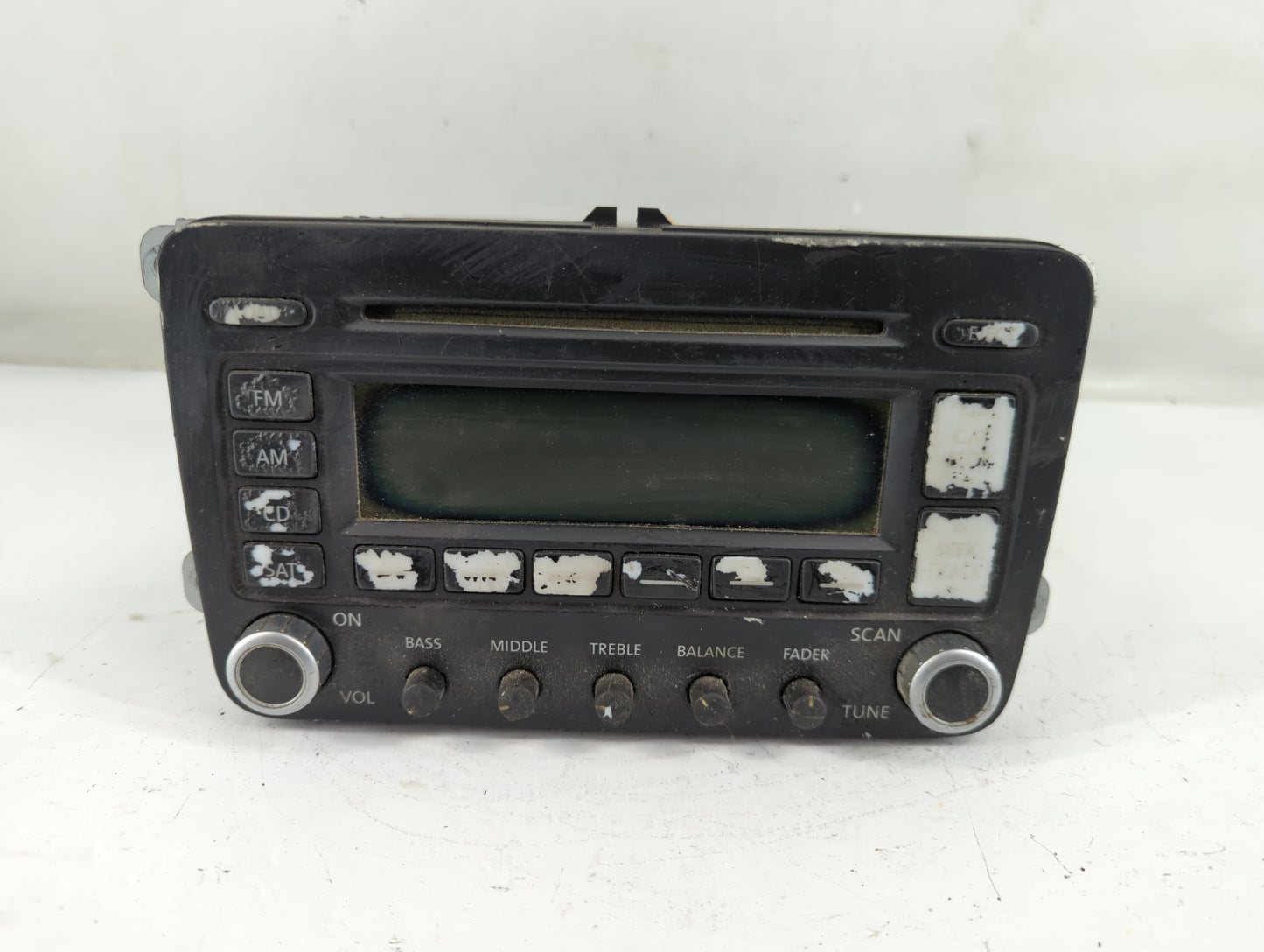 2005-2007 Volkswagen Jetta Radio AM FM Cd Player Receiver Replacement P/N:28032728 Fits Fits 2005 2006 2007 2008 2009 OEM Used Auto Parts - Oemusedautoparts1.com