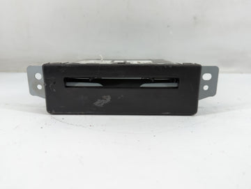 2016-2019 Chevrolet Silverado 1500 Radio AM FM Cd Player Receiver Replacement P/N:84016435 Fits Fits 2016 2017 2018 2019 2020 OEM Used Auto Parts - Oemusedautoparts1.com