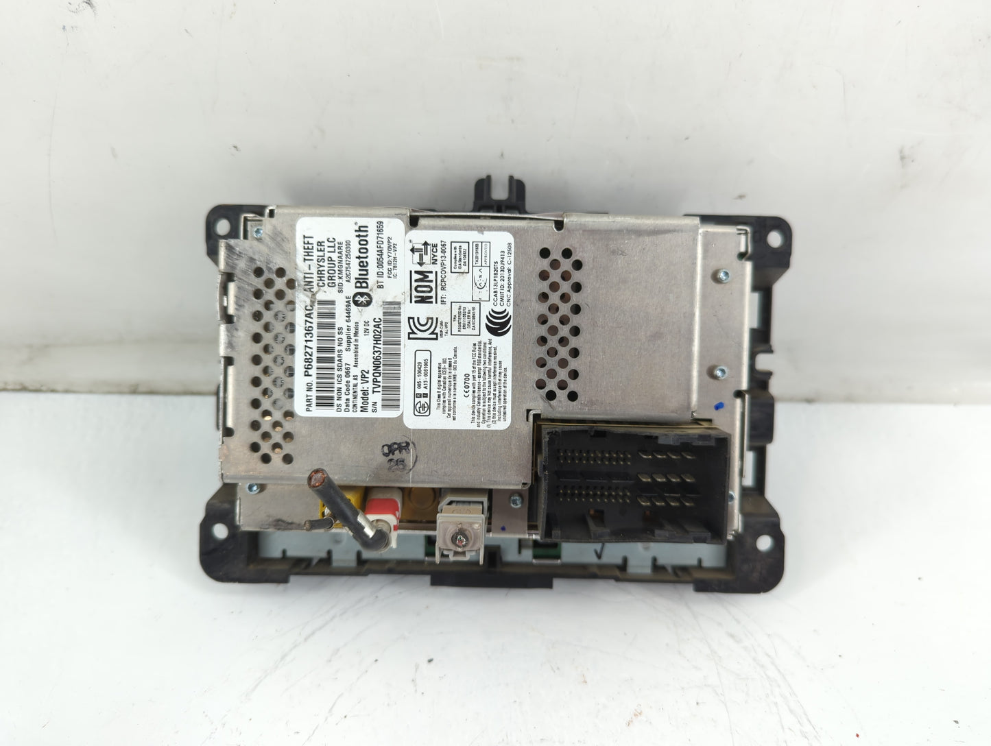 2017 Dodge Ram 1500 Radio AM FM Cd Player Receiver Replacement P/N:P68271367AC Fits OEM Used Auto Parts - Oemusedautoparts1.com
