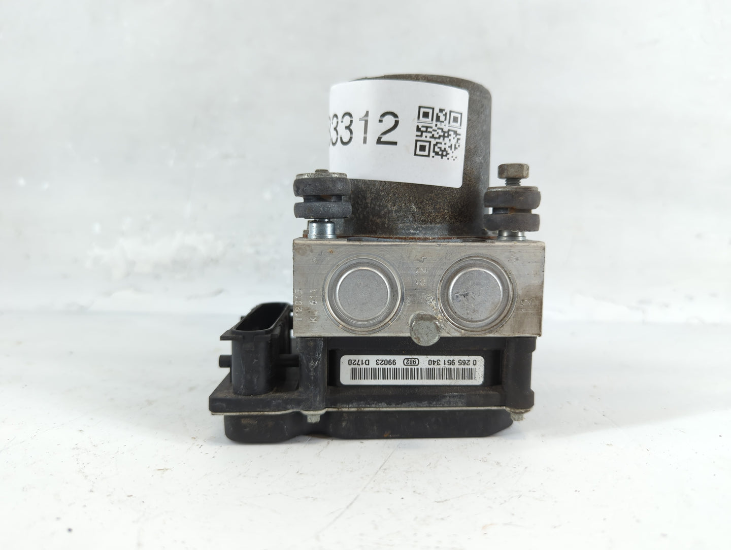 2010 Nissan Altima ABS Pump Control Module Replacement P/N:47660 ZX10A 0 265 230 665 00 Fits OEM Used Auto Parts - Oemusedautoparts1.com