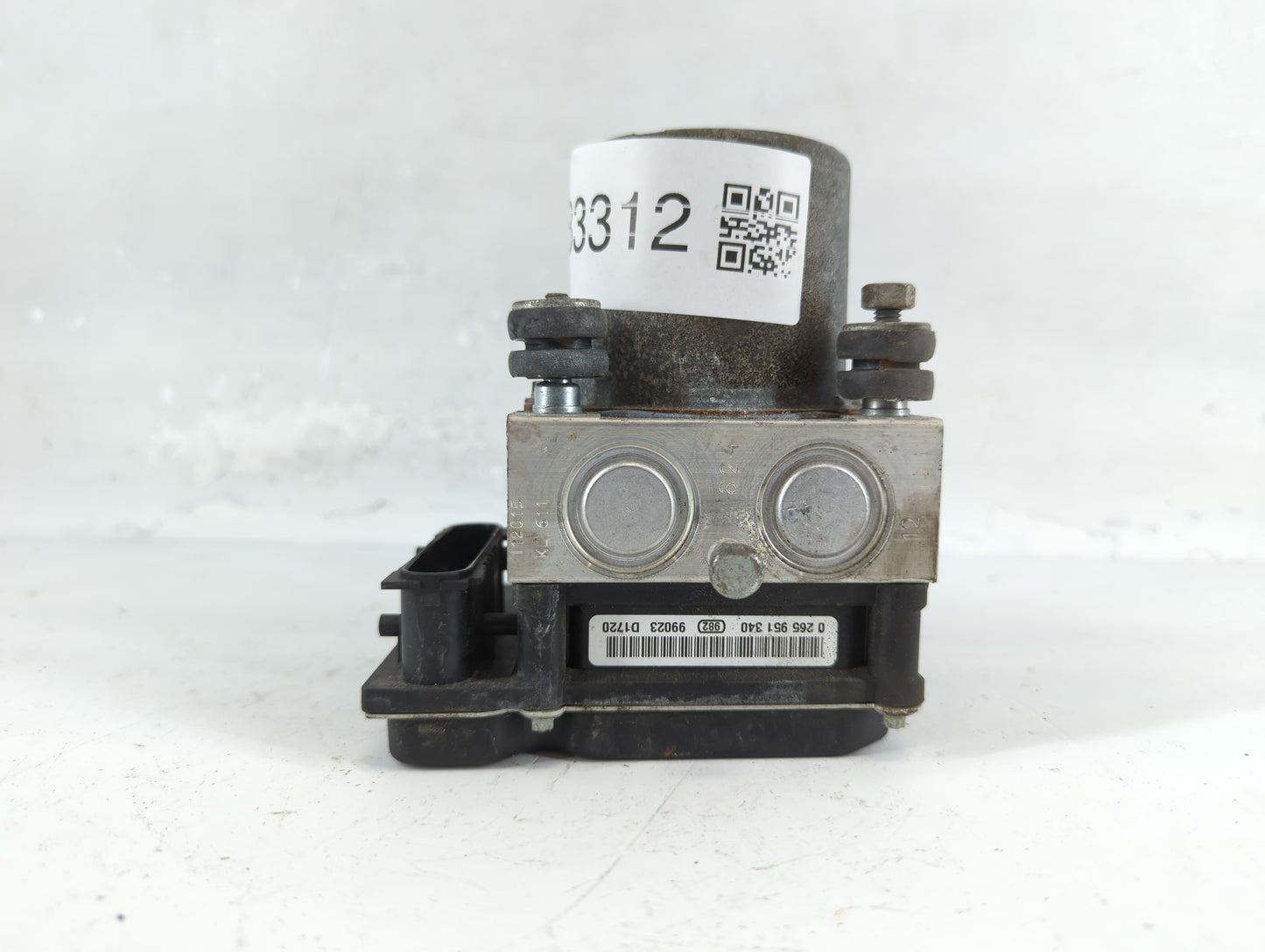 2010 Nissan Altima ABS Pump Control Module Replacement P/N:47660 ZX10A 0 265 230 665 00 Fits OEM Used Auto Parts - Oemusedautoparts1.com