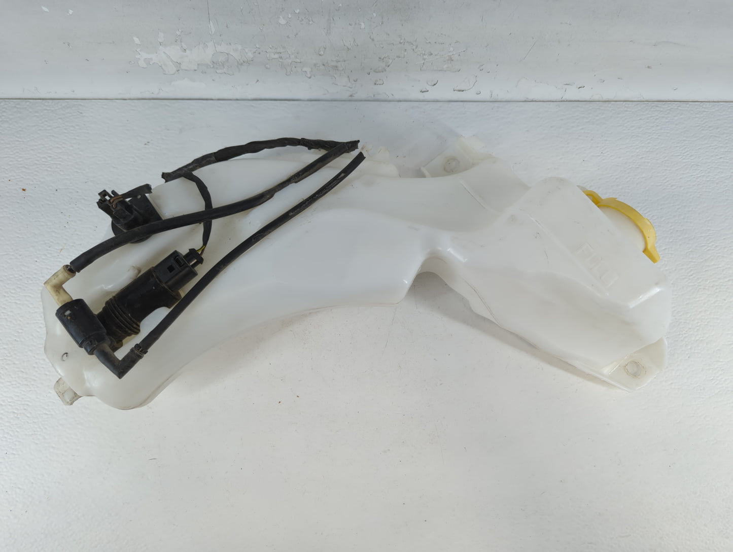 2017 Dodge Journey Windshield Washer Fluid Reservoir Bottle Oem - Oemusedautoparts1.com