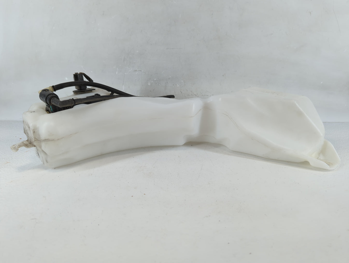 2017 Dodge Journey Windshield Washer Fluid Reservoir Bottle Oem - Oemusedautoparts1.com