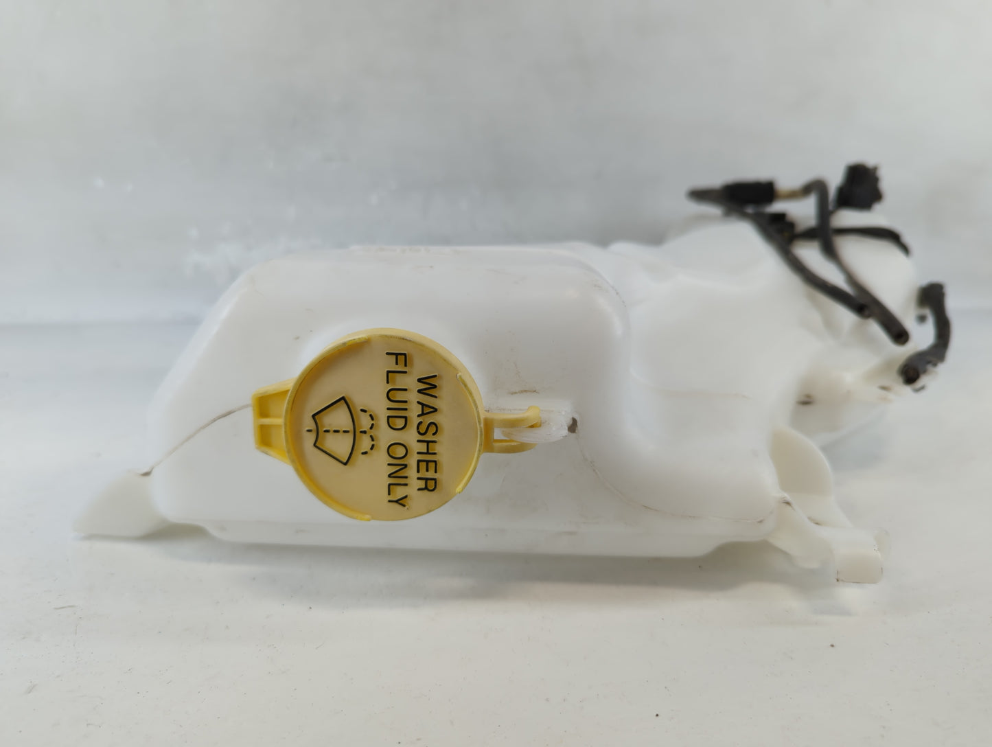 2017 Dodge Journey Windshield Washer Fluid Reservoir Bottle Oem - Oemusedautoparts1.com