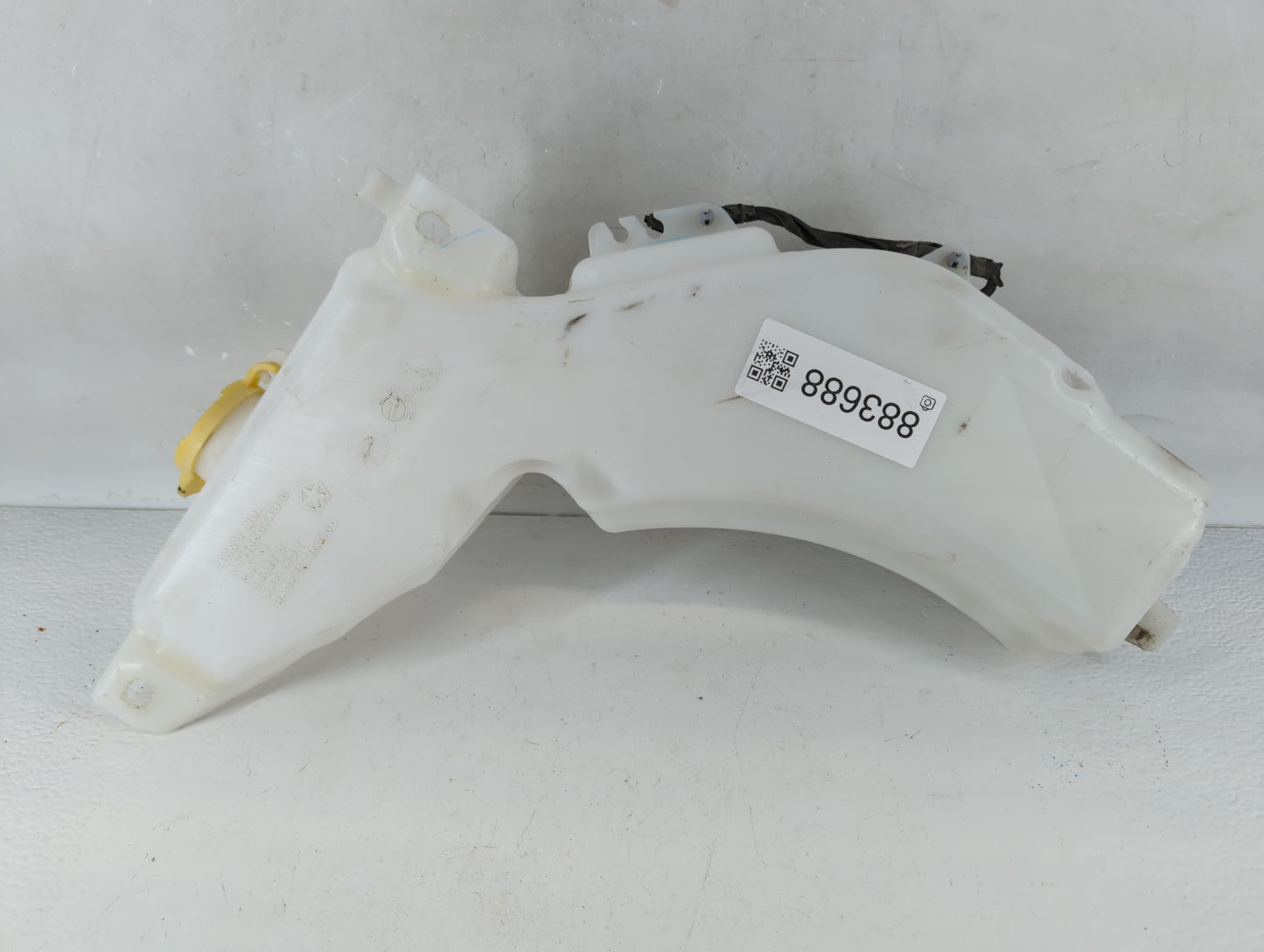 2017 Dodge Journey Windshield Washer Fluid Reservoir Bottle Oem - Oemusedautoparts1.com