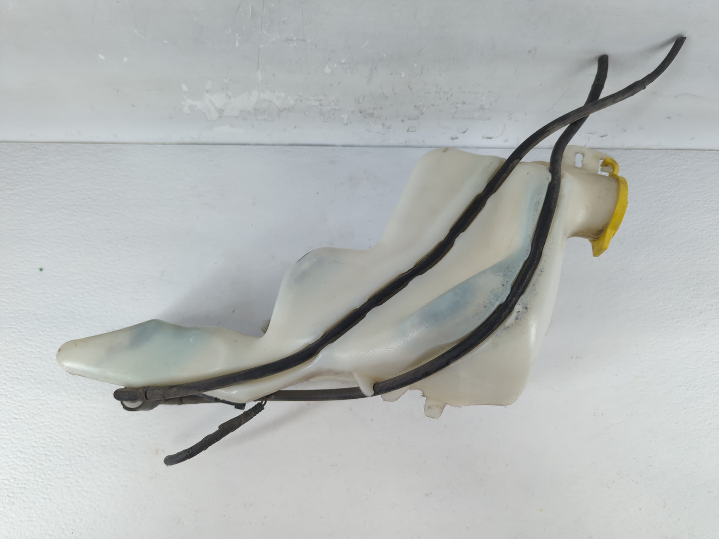 Jeep Compass Windshield Washer Fluid Reservoir Bottle Oem - Oemusedautoparts1.com