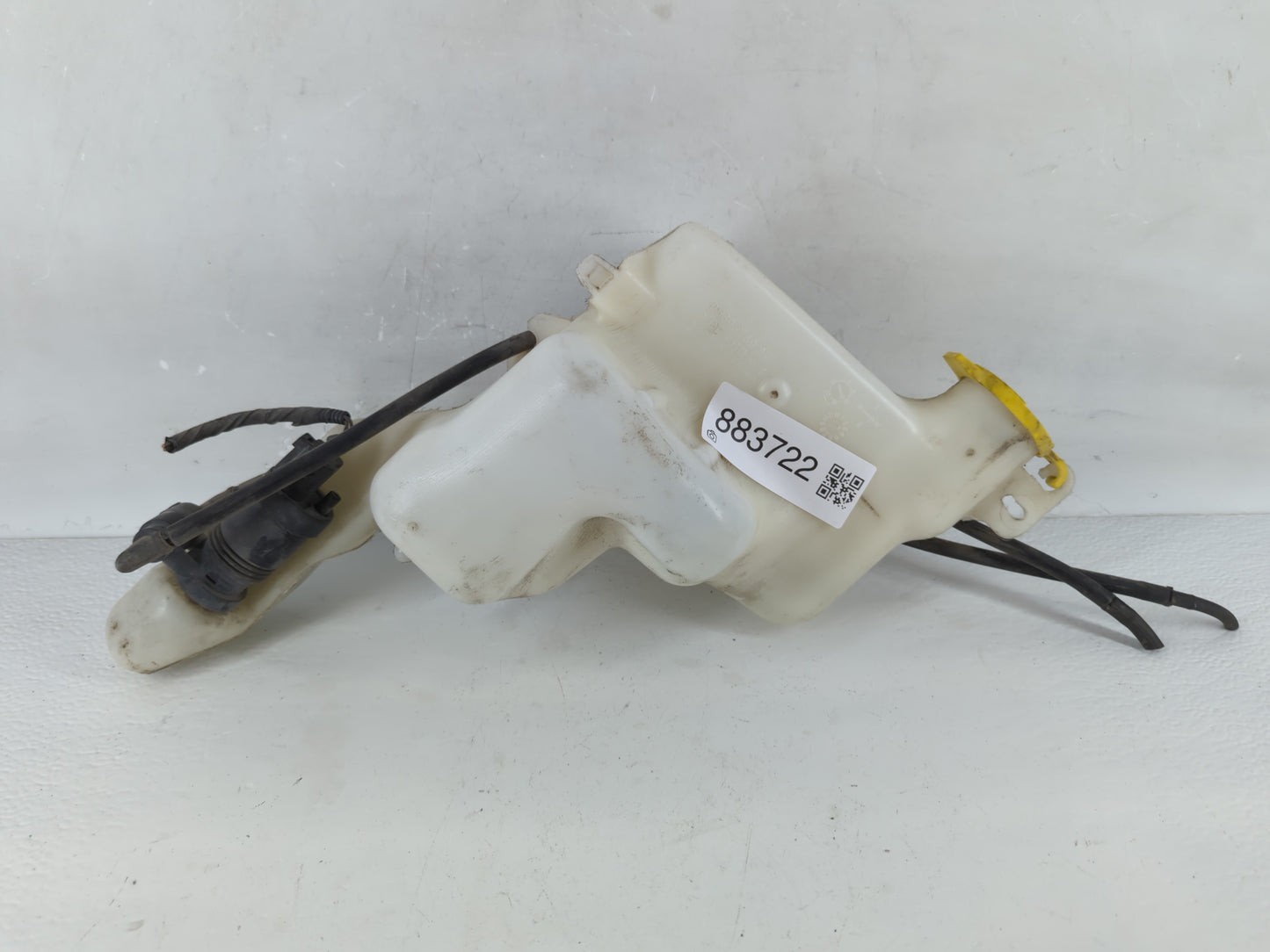 Jeep Compass Windshield Washer Fluid Reservoir Bottle Oem - Oemusedautoparts1.com