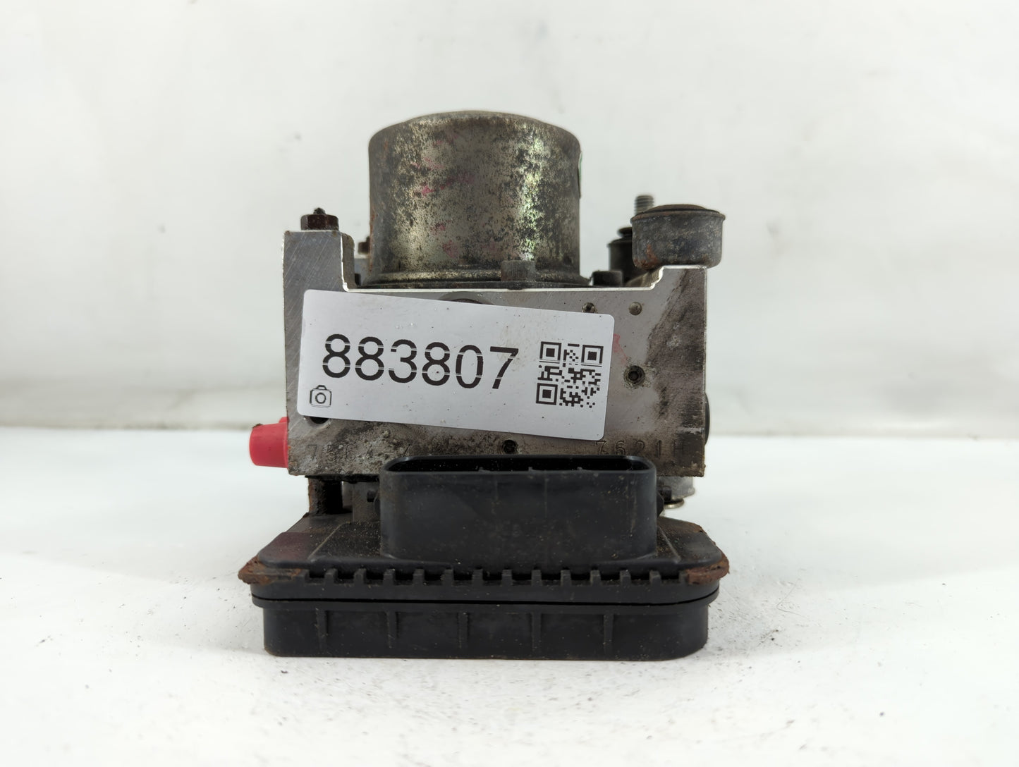 2010-2011 Mitsubishi Endeavor ABS Pump Control Module Replacement P/N:D80776293311D MMC-4WD-7629-1 Fits Fits 2010 2011 OEM Used Auto Parts - Oemusedautoparts1.com