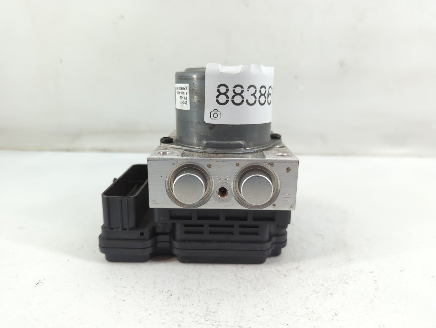 2019-2020 Hyundai Santa Fe ABS Pump Control Module Replacement P/N:61589-43200 58900-S2600 Fits Fits 2019 2020 OEM Used Auto Parts - Oemusedautoparts1.com