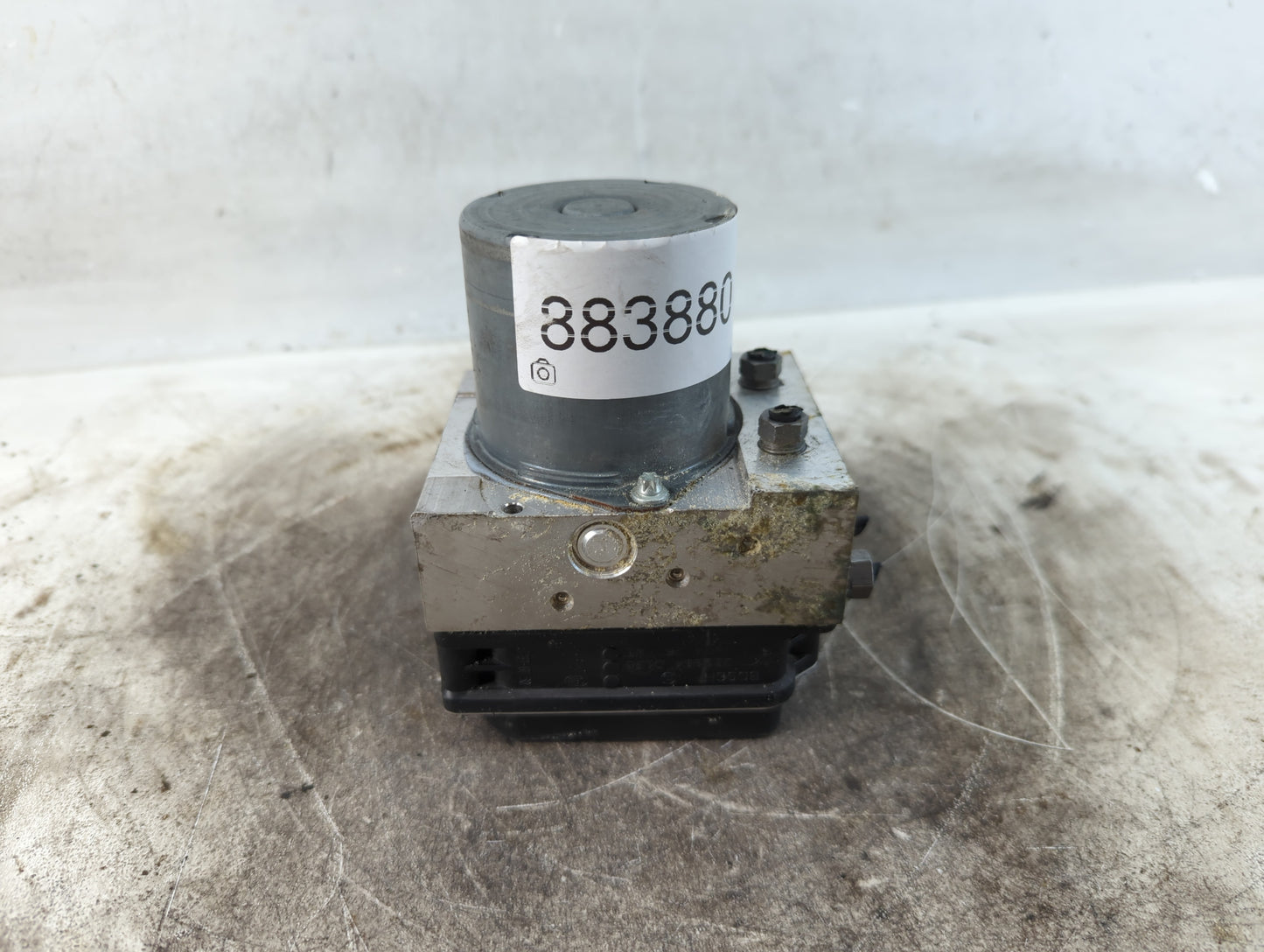 2014-2016 Audi A4 ABS Pump Control Module Replacement P/N:0 265 239 452 8K0 614 517GT Fits Fits 2014 2015 2016 OEM Used Auto Parts - Oemusedautoparts1.com