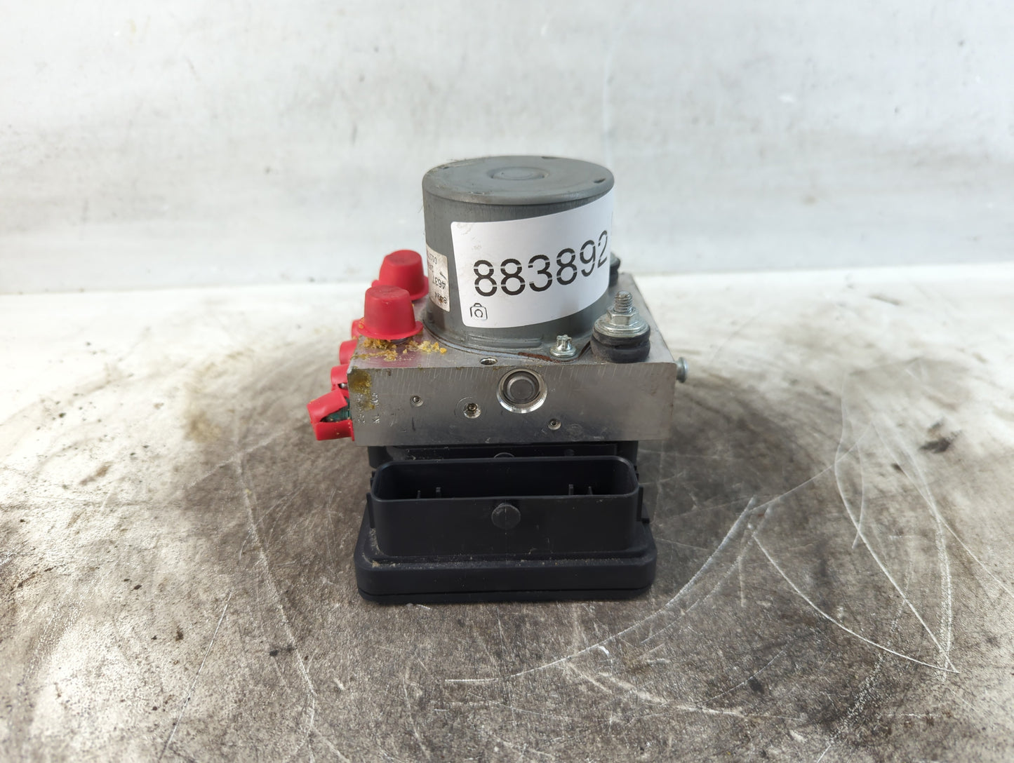 2018 Chevrolet Camaro ABS Pump Control Module Replacement P/N:065055766 8424 4637 Fits OEM Used Auto Parts - Oemusedautoparts1.com