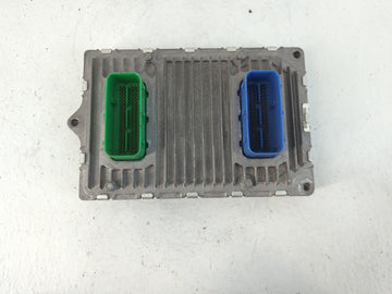 2001-2002 Ford Focus PCM Engine Control Computer ECU ECM PCU OEM P/N:P68229520AE P05150909AD Fits Fits 2001 2002 OEM Used Auto Parts - Oemusedautoparts1.com