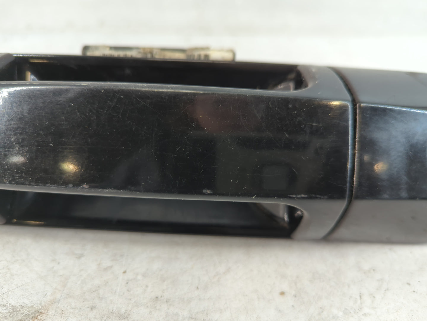 2002-2010 Ford Explorer Driver Front Left Door Handle Exterior Assembly - Oemusedautoparts1.com