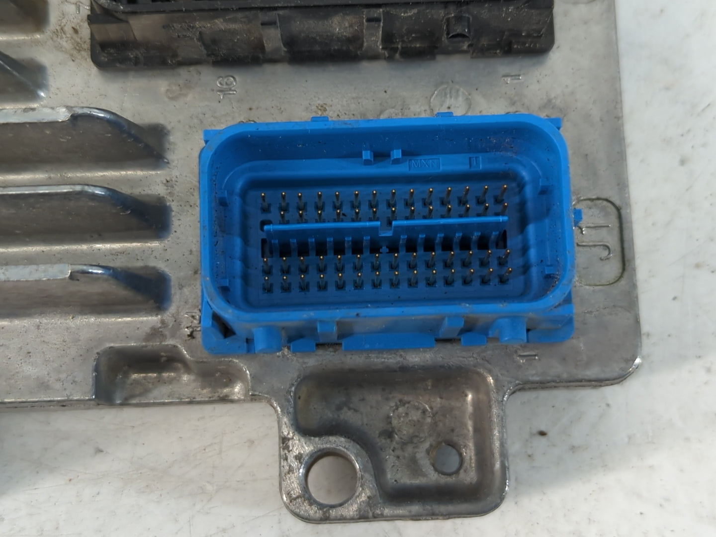2011-2013 Chevrolet Volt PCM Engine Control Computer ECU ECM PCU OEM P/N:12649603 12643636 Fits Fits 2011 2012 2013 OEM Used Auto Parts - Oemusedautoparts1.com