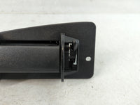 2004 Chevrolet Silverado 1500 Drivers Side Inside Front Door Handle Oem - Oemusedautoparts1.com