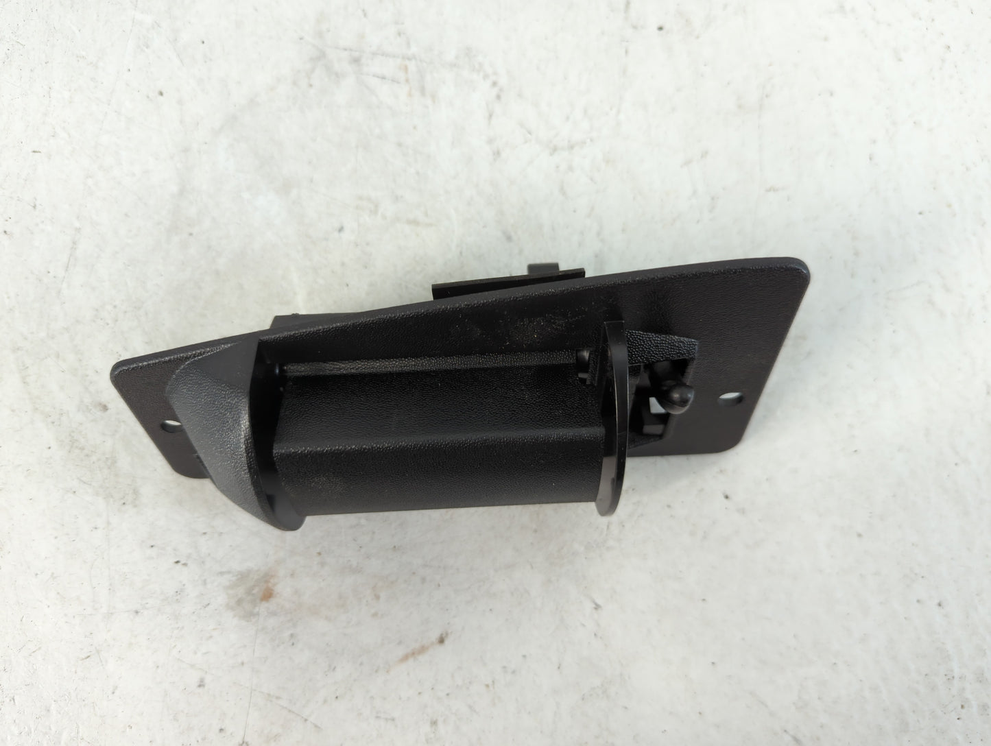 2004 Chevrolet Silverado 1500 Drivers Side Inside Front Door Handle Oem - Oemusedautoparts1.com