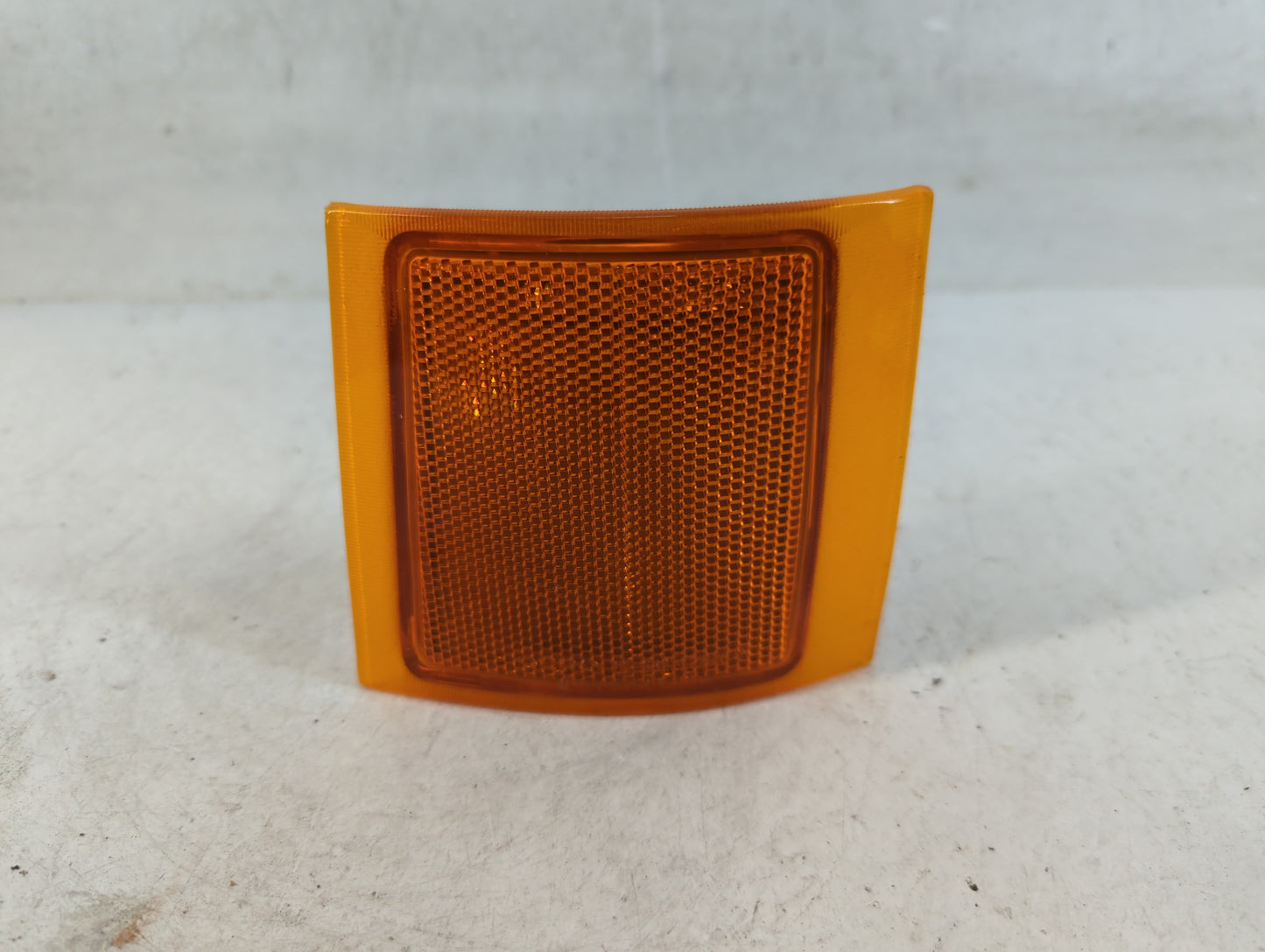 Chevrolet C1500 Passenger Right Oem Fog Light Lamp - Oemusedautoparts1.com