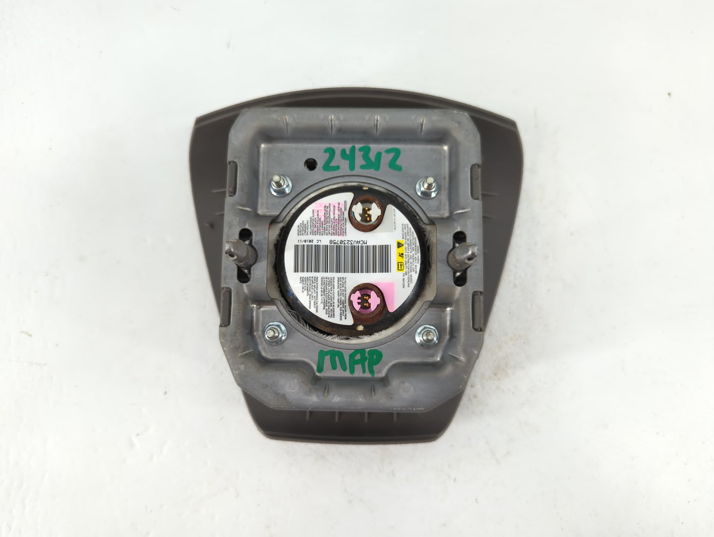 2009-2011 Chevrolet Traverse Air Bag Driver Left Steering Wheel Mounted Fits Fits 2009 2010 2011 OEM Used Auto Parts - Oemusedautoparts1.com