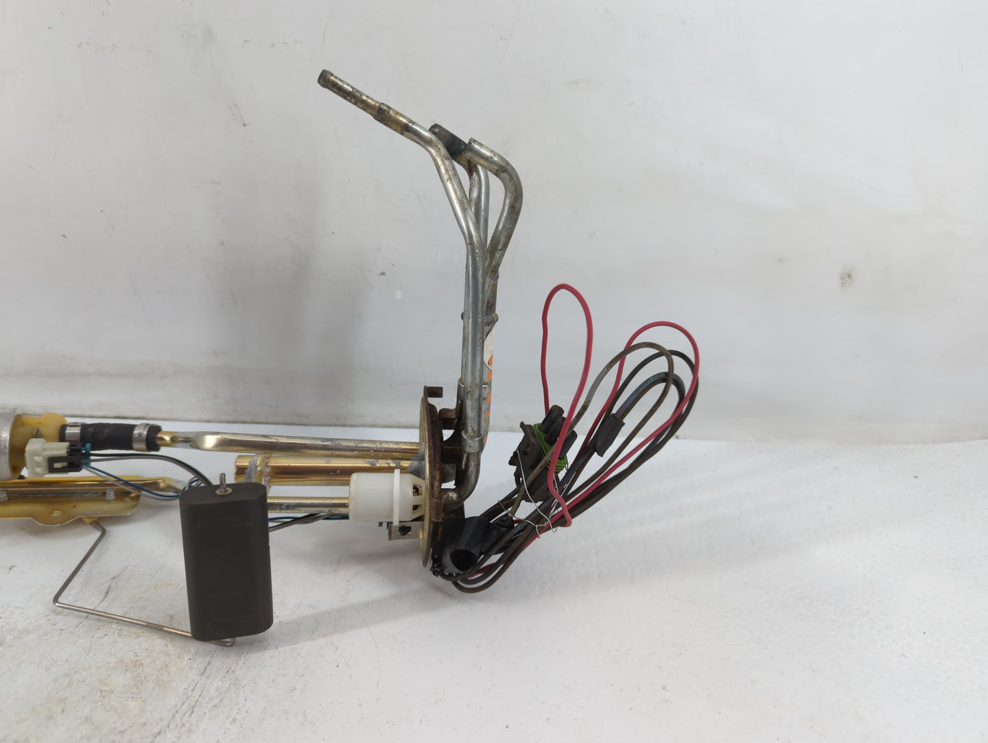 Chevrolet C1500 Electrical Gas Fuel Pump Assembly - Oemusedautoparts1.com