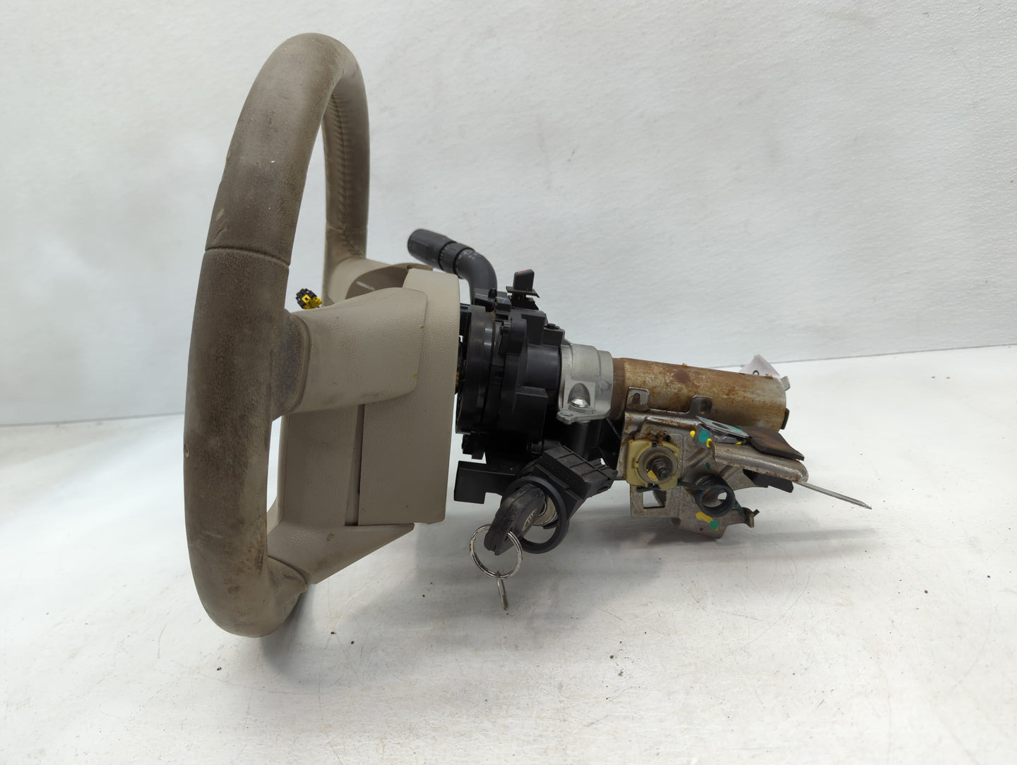 2008-2010 Toyota Sienna Radio AM FM Cd Player Receiver Replacement P/N:8L8T-13K359-AGW Fits Fits 2008 2009 2010 OEM Used Auto Parts - Oemusedautoparts1.com