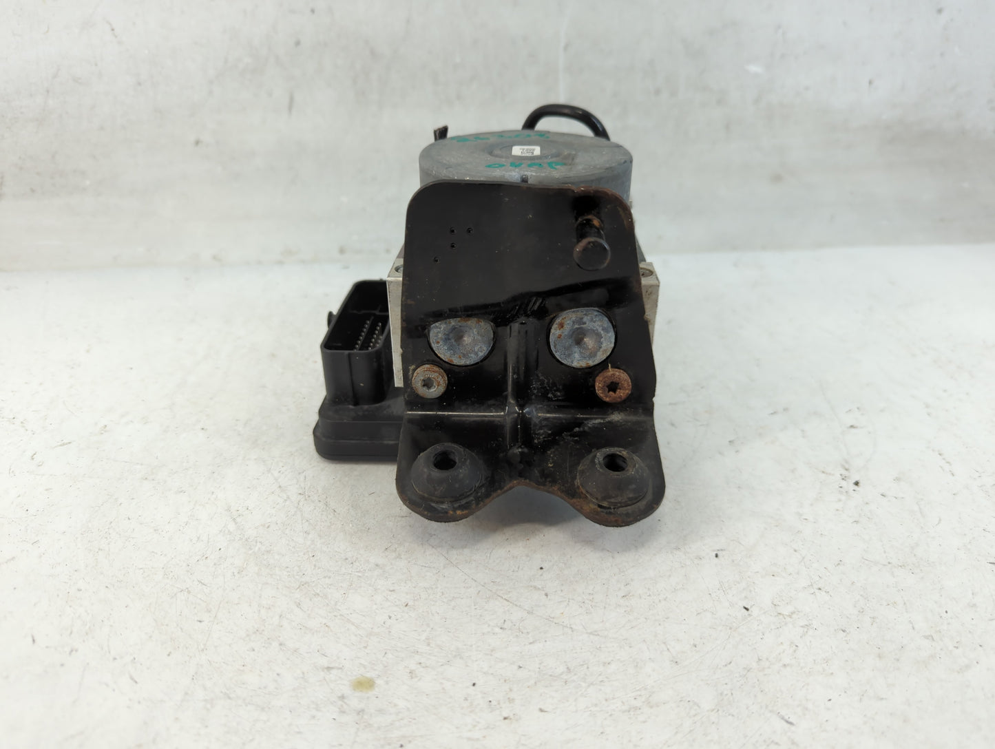 2014-2016 Dodge Dart ABS Pump Control Module Replacement P/N:P68256902AB Fits Fits 2014 2015 2016 OEM Used Auto Parts