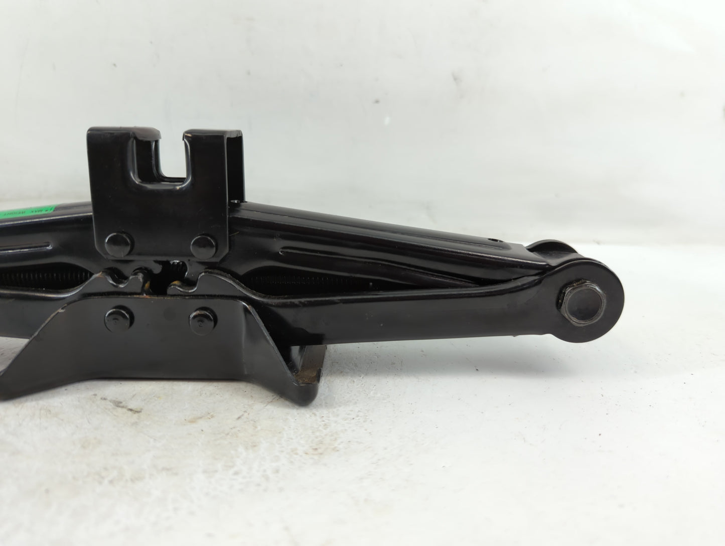 2006 Hyundai Sonata Spare Scissor Car Jack - Oemusedautoparts1.com