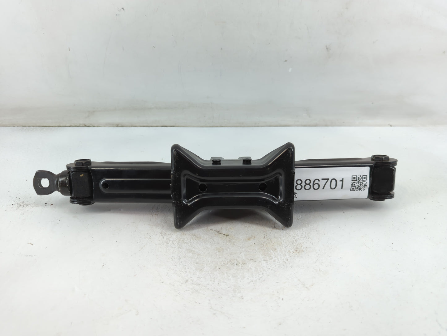 2006 Hyundai Sonata Spare Scissor Car Jack - Oemusedautoparts1.com