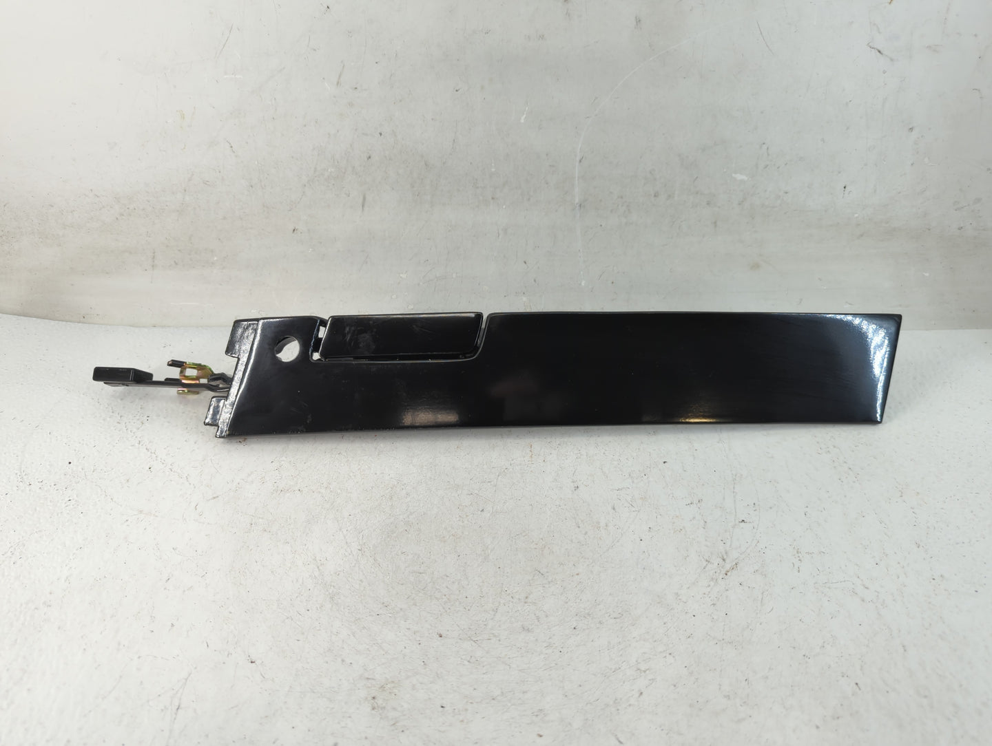 1993 Oldsmobile Cutlass Passenger Side Front Inside Door Handle Oem - Oemusedautoparts1.com