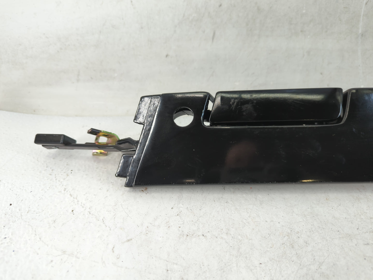1993 Oldsmobile Cutlass Passenger Side Front Inside Door Handle Oem - Oemusedautoparts1.com