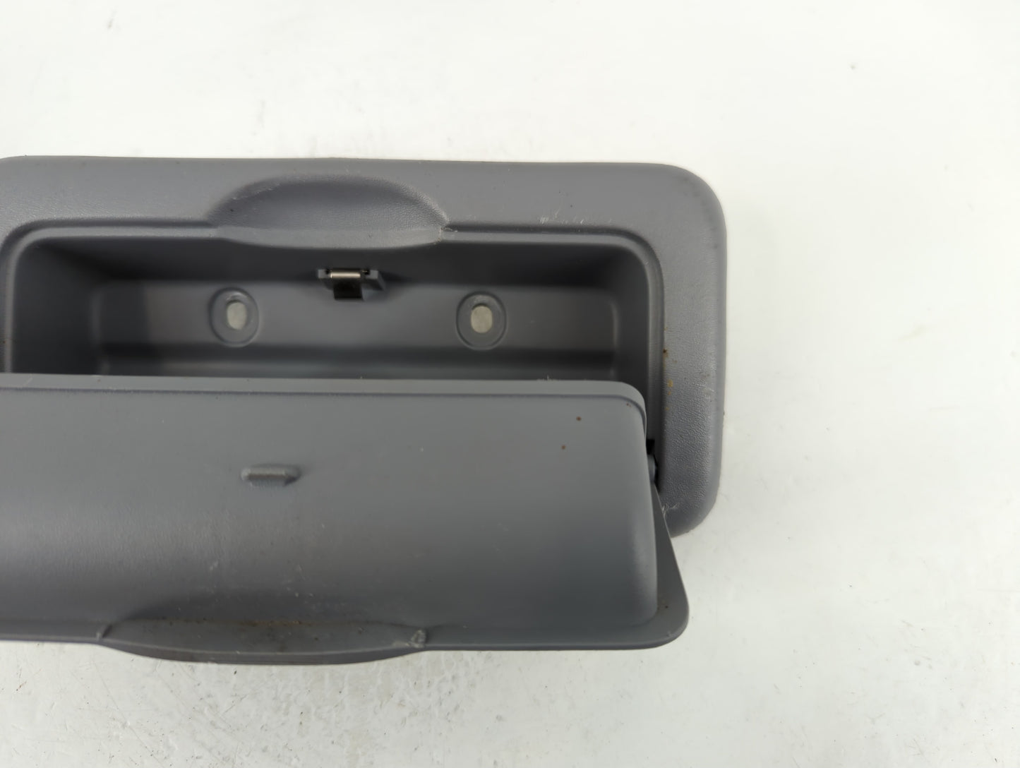 2002 Toyota Sienna Overhead Roof Console - Oemusedautoparts1.com