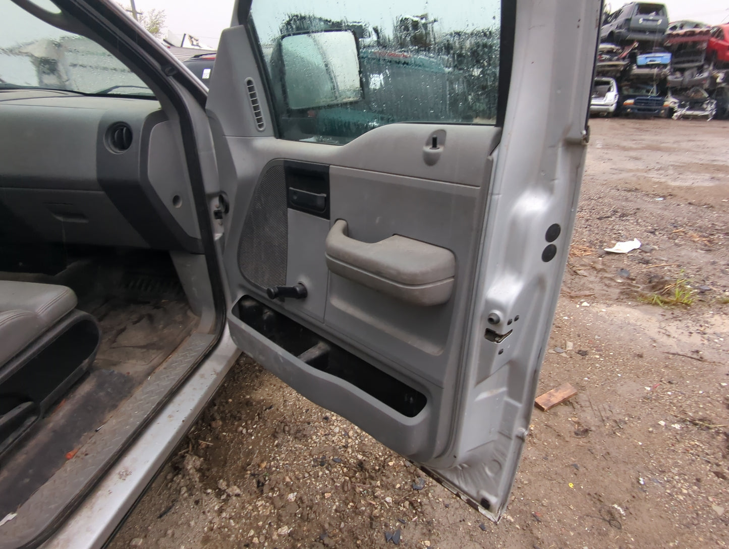 2007 Ford F-150 Front Right Passenger Interior Door Panel Trim