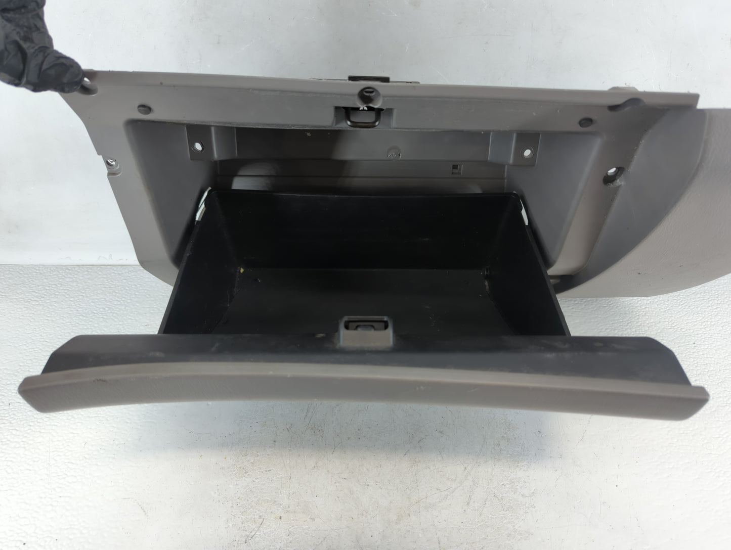 2004 Subaru Forester Passenger Glove Box Door Storage Compartment