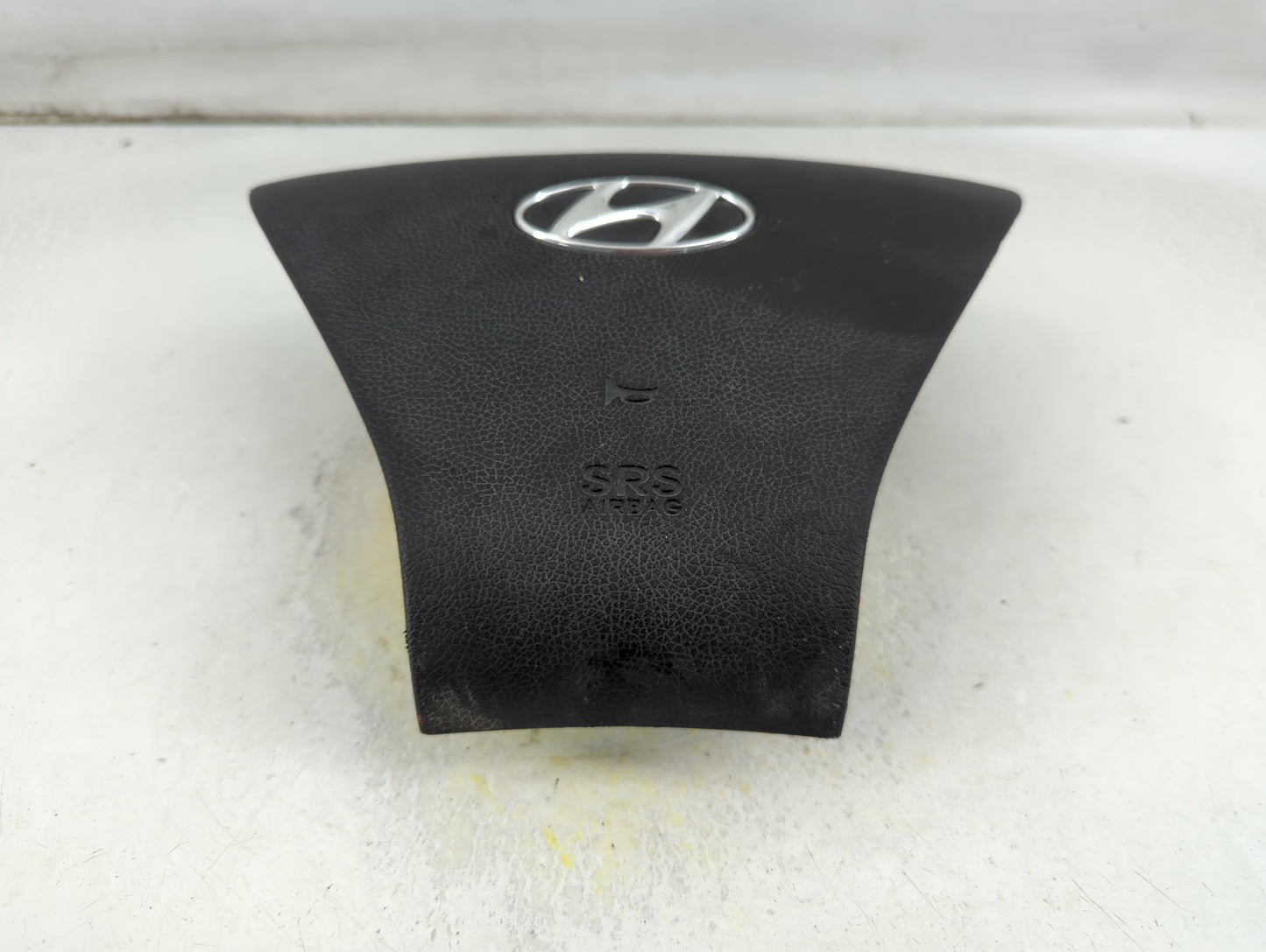 2011 Hyundai Sonata Air Bag Driver Left Steering Wheel Mounted P/N:585W0841294 W 084, 585 BK Fits OEM Used Auto Parts - Oemusedautoparts1.com