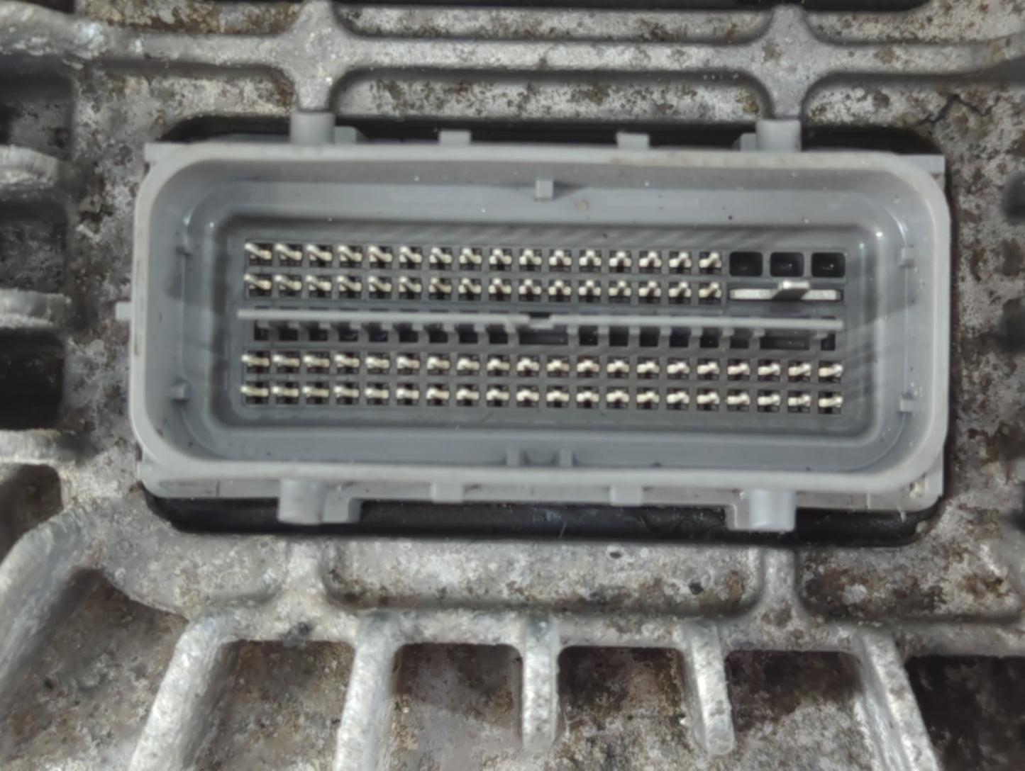 2013-2016 Buick Verano PCM Engine Control Computer ECU ECM PCU OEM P/N:12657781 12653998 Fits Fits 2013 2014 2015 2016 OEM Used Auto Parts - Oemusedautoparts1.com