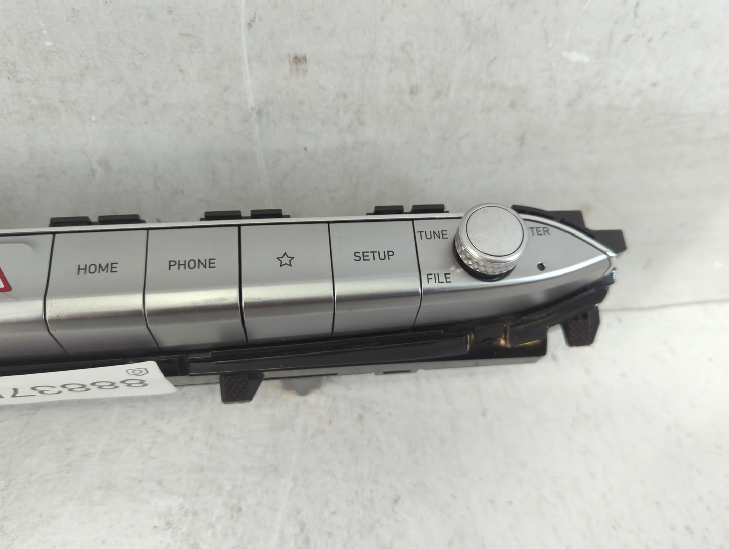 2020-2022 Hyundai Palisade Radio AM FM Cd Player Receiver Replacement P/N:96540S8000SSV Fits Fits 2020 2021 2022 OEM Used Auto Parts - Oemusedautoparts1.com