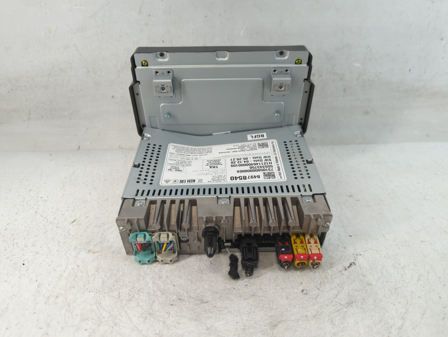 2021-2022 Chevrolet Trailblazer Radio AM FM Cd Player Receiver Replacement P/N:84978540 Fits Fits 2021 2022 OEM Used Auto Parts - Oemusedautoparts1.com
