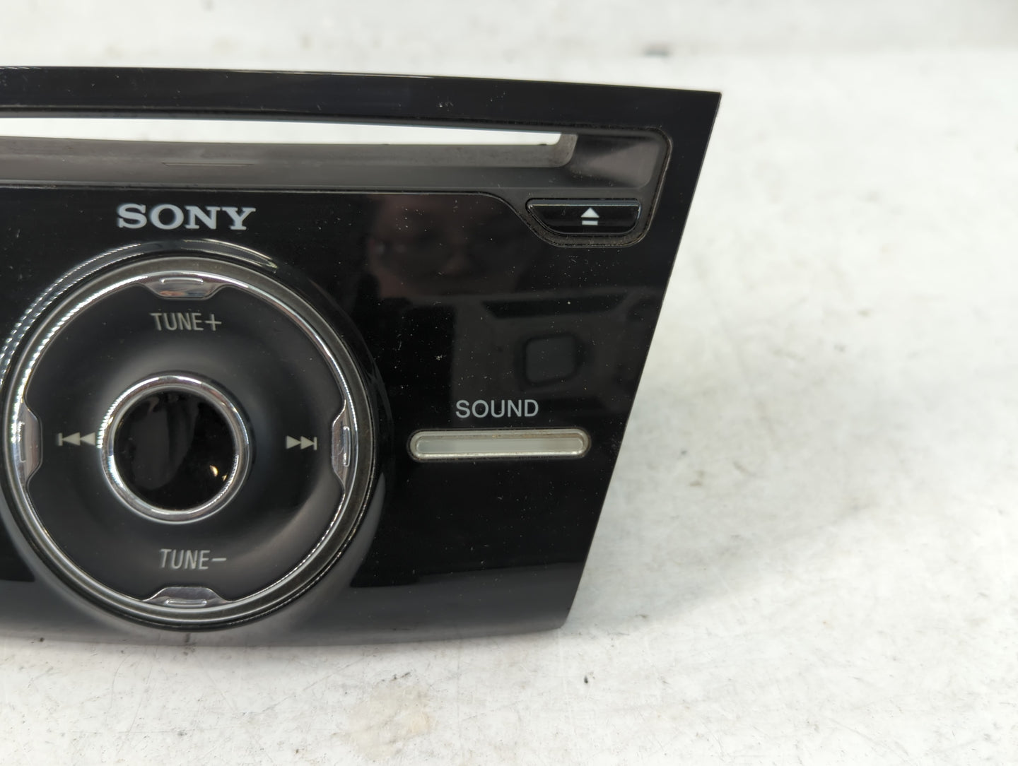 2012-2018 Ford Focus Radio AM FM Cd Player Receiver Replacement P/N:90151-553 BM5T-18K811-FF Fits OEM Used Auto Parts - Oemusedautoparts1.com