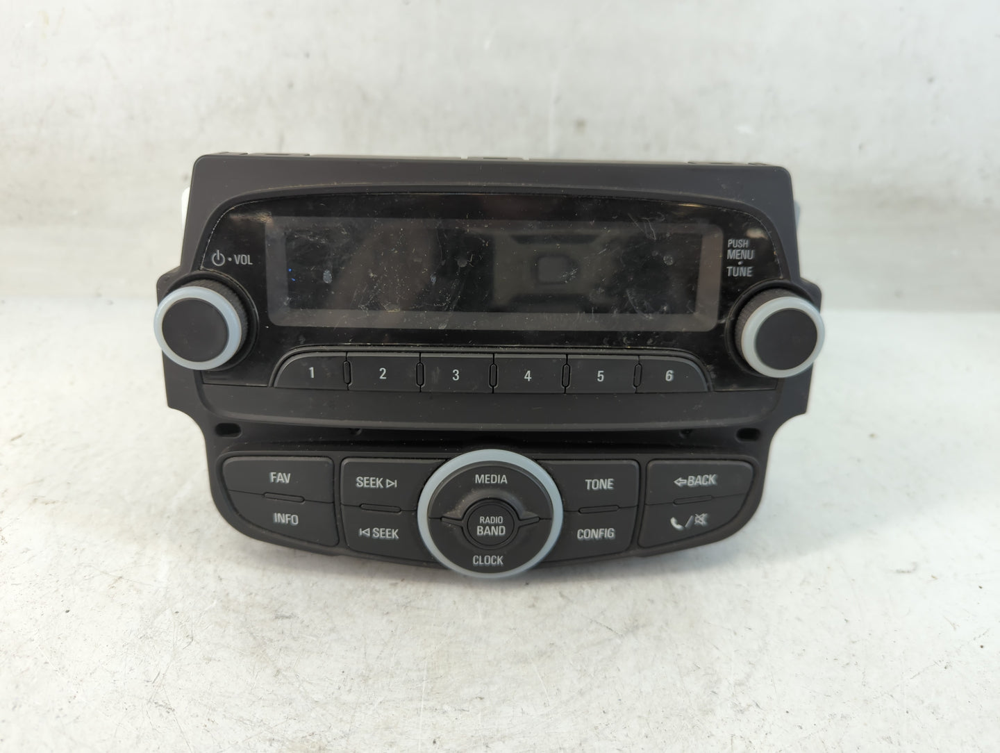 2014-2015 Chevrolet Spark Radio AM FM Cd Player Receiver Replacement P/N:95409018 Fits Fits 2014 2015 OEM Used Auto Parts - Oemusedautoparts1.com