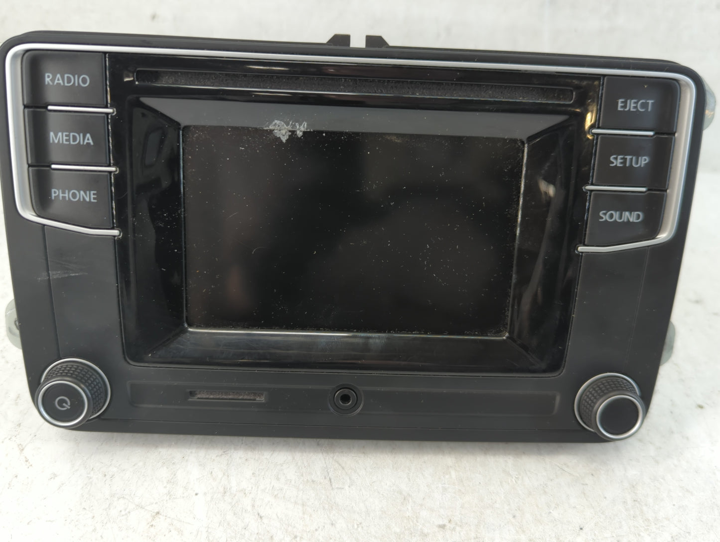 2016-2017 Volkswagen Jetta Radio AM FM Cd Player Receiver Replacement P/N:561 035 150 A Fits Fits 2013 2014 2015 2016 2017 OEM Used Auto Parts